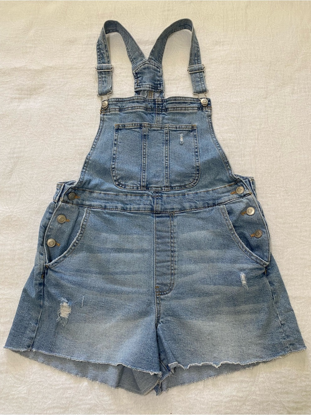No Boundaries Juniors L 11-13 Distressed Denim Bib Shortalls Overalls Shorts